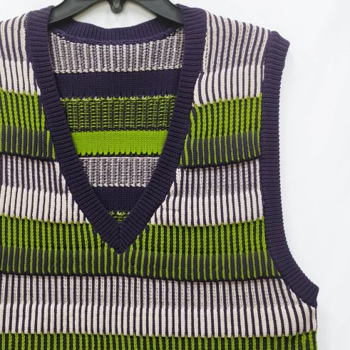 Producción de suéteres de cachemira para hombres, productor de suéteres viejos en chino
