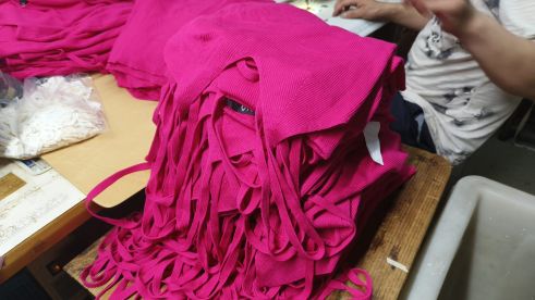 fabrikant van wollen truien voor dames