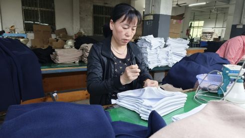 rajut label pribadi, sweter rajutan berkerudung oem, pabrik manufaktur sueteres