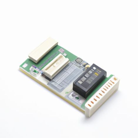 маленький контроллер TM2DRA8RT с цифровым входом и программируемой логикой по хорошей цене