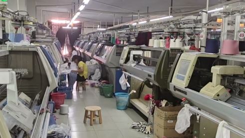 produttore di maglioni di cotone e lino cachemire, stabilimento di produzione di maglioni da donna