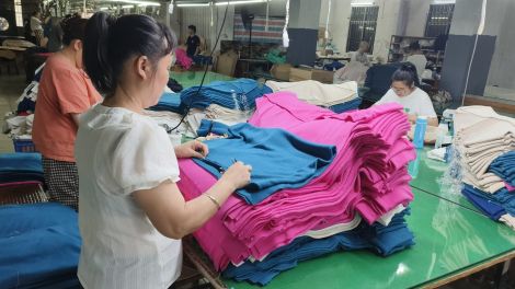 Nhà sản xuất áo len thương hiệu cao cấp,áo len oemodm cho